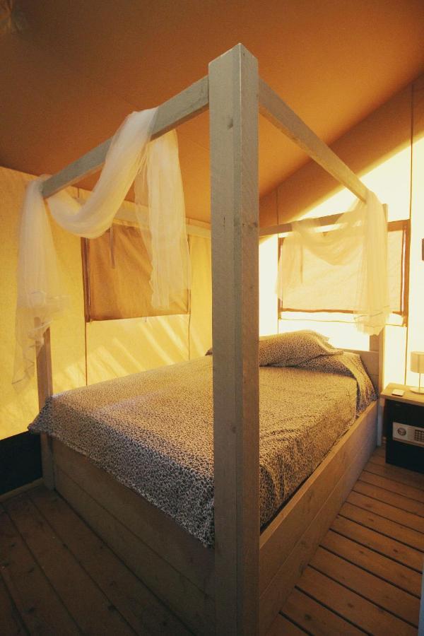 Veragua. Glamping Y Apartamentos Turisticos Вильянуэва-де-ла-Вера Экстерьер фото